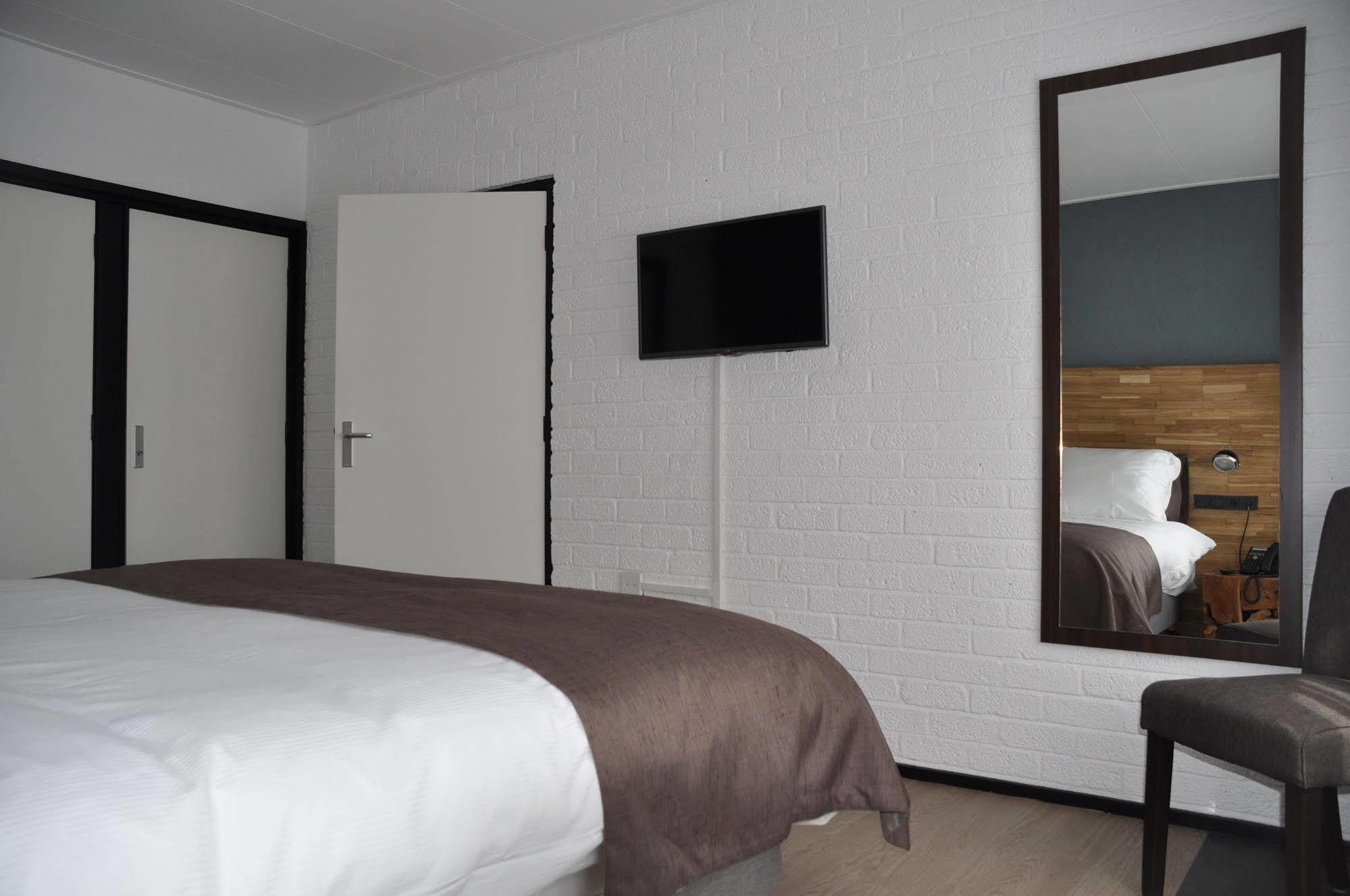 Hotel Bieze บอร์เคอร์ ภายนอก รูปภาพ